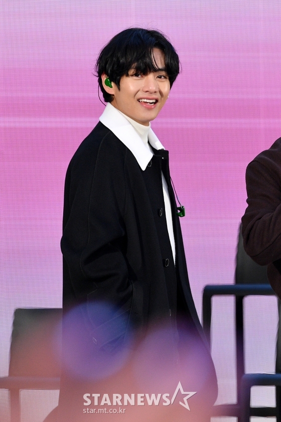 방탄소년단 뷔.jpg